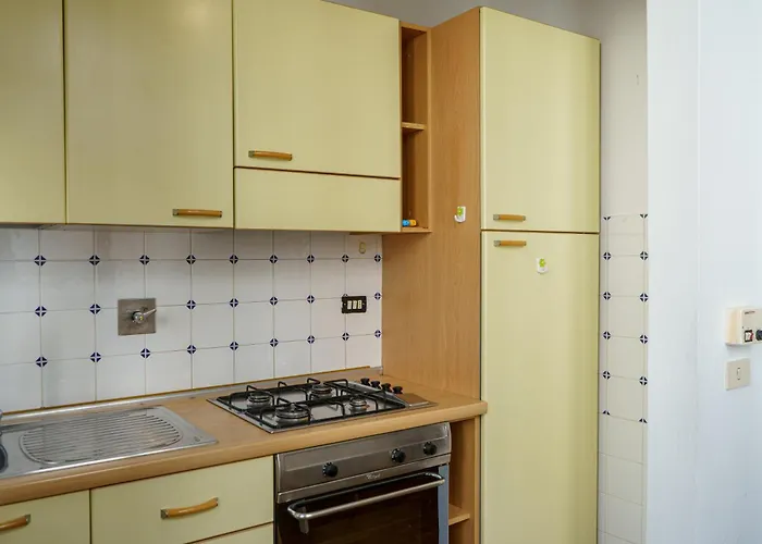 Central 1 Bedroom In The City Center
